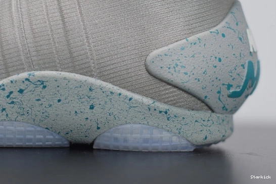 NIKE MAG 0816